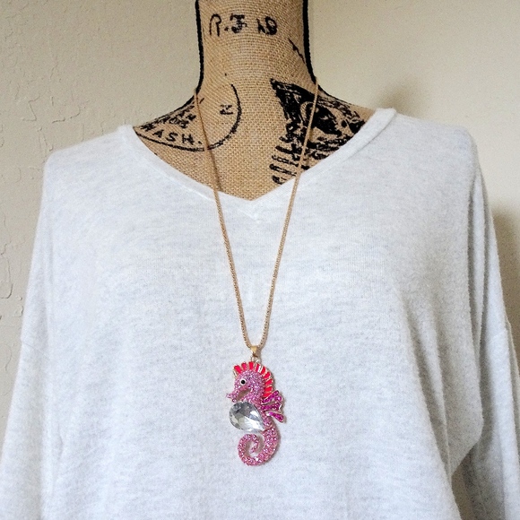 Pink Rhinestone Jewel Seahorse Summer Beach Ocean Statement Necklace - Picture 7 of 8